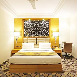 *** Hotel Airport Claytone India